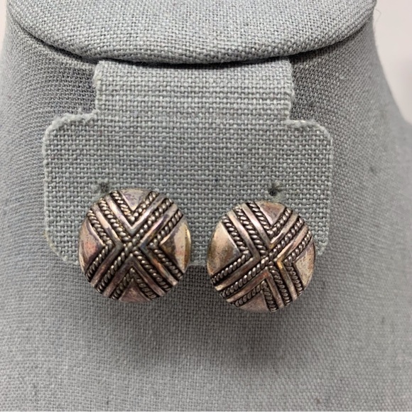 Vintage Silver Toned Screw Back Earrings Black Rope X Design - Picture 2 of 6